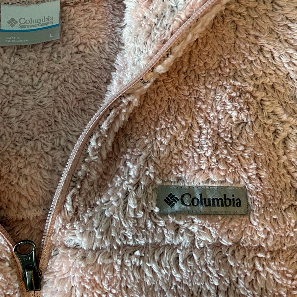 Columbia Zip Up - Picture 5 of 5